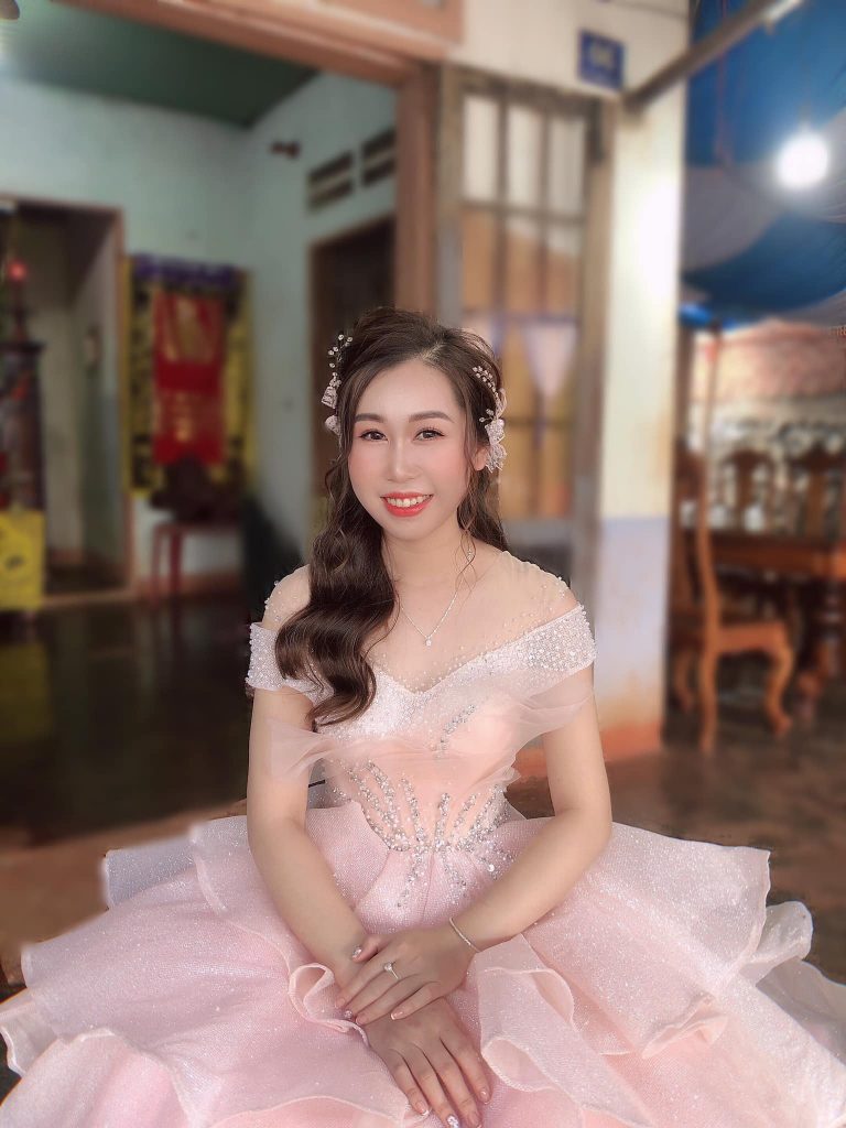 Dịch Vụ Trang điểm Bình Dương