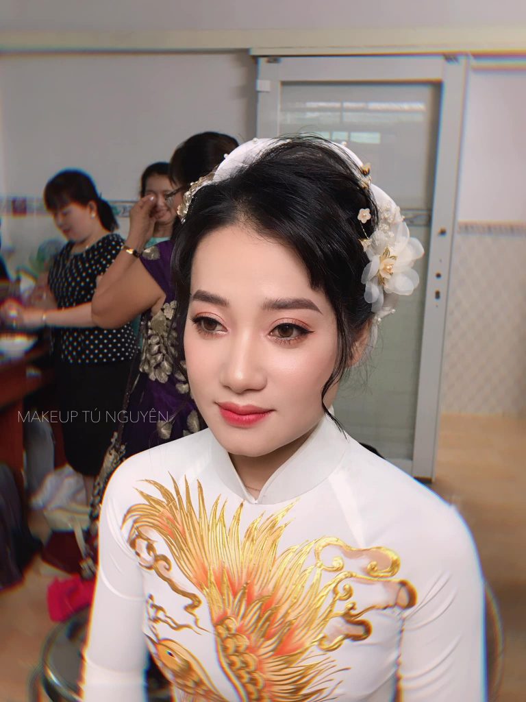 Dịch Vụ Trang điểm Bình Dương