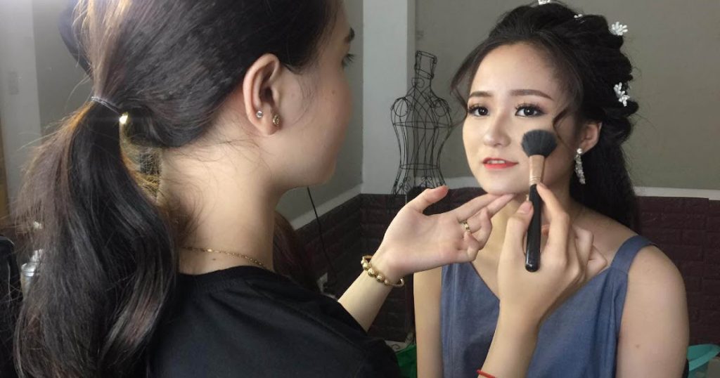 Dịch Vụ Trang điểm Bình Dương