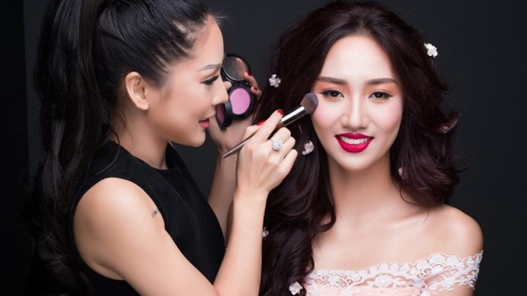 Dịch Vụ Trang điểm Bình Dương